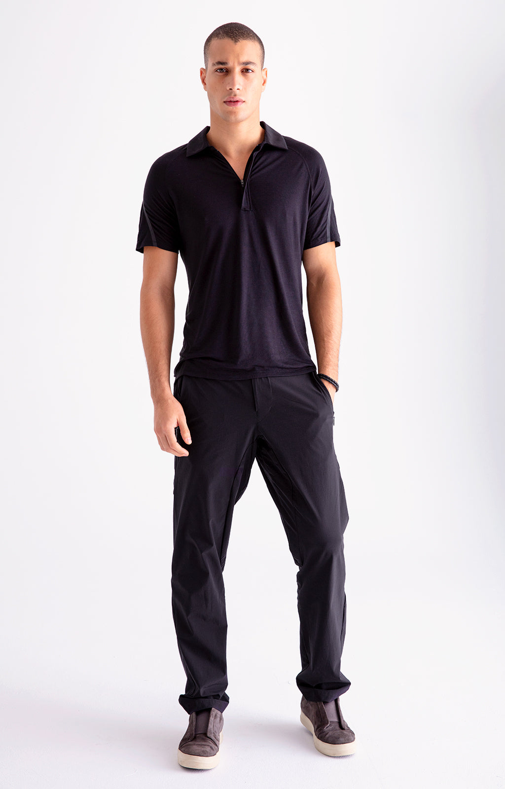 Warrior - Pants designed for the true explorer in Black